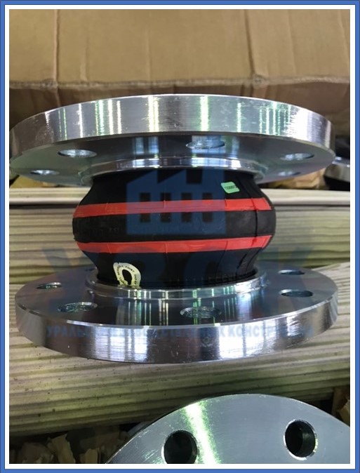 компенсатор резиновый фланцевый в Красноярске