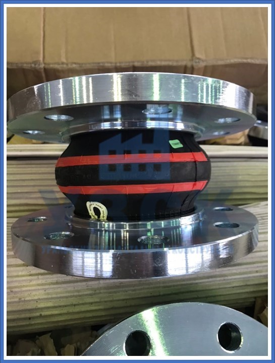 компенсатор резиновый фланцевый в Красноярске